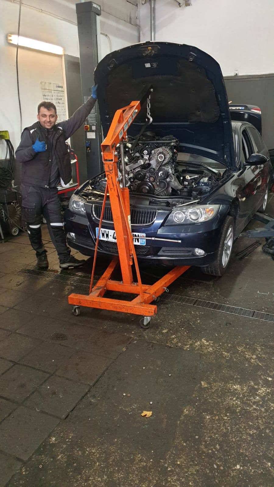 Changement de moteur sur une BMW série 3 chez PERFECT AUTO à Colmar Wittenheim